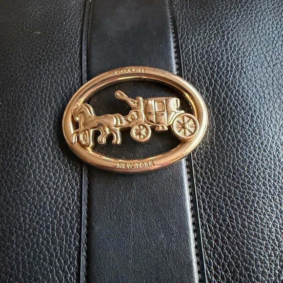 Coach Black Leather Bag with Gold Hardware - Picture 7 of 10